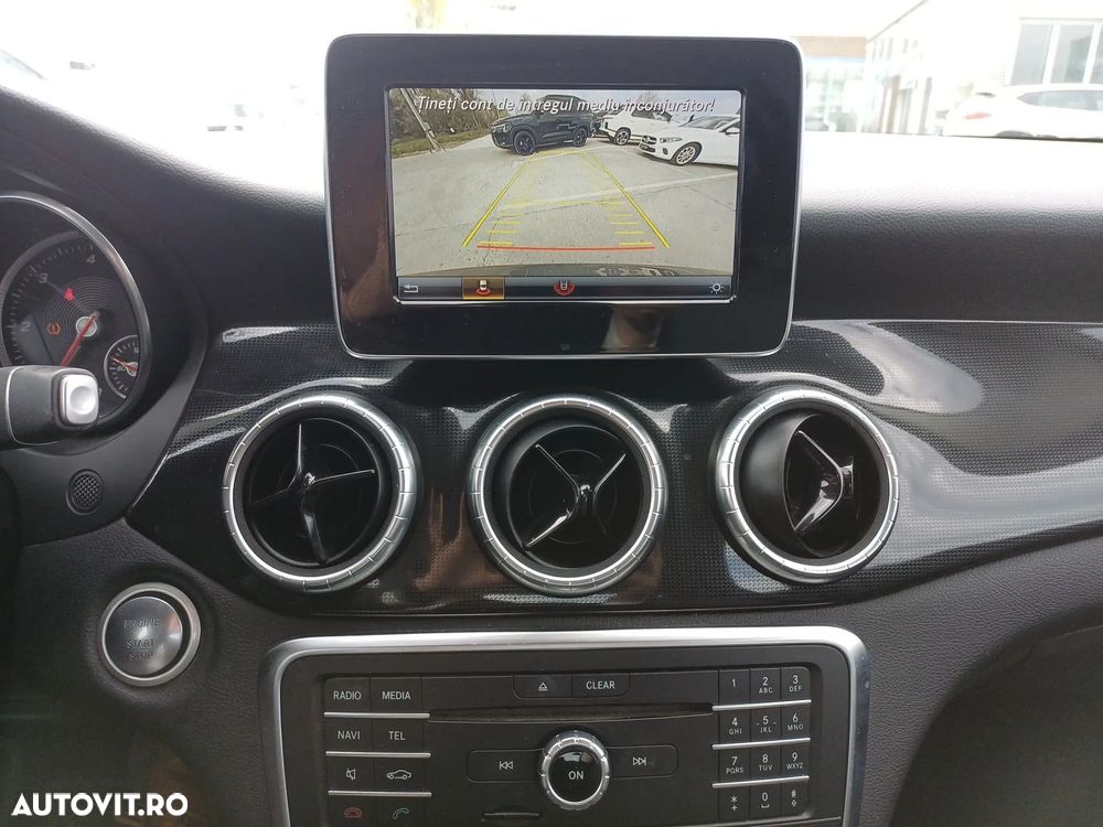 Mercedes-Benz CLA 200 - 16
