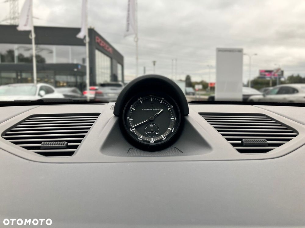 Porsche 911 - 37