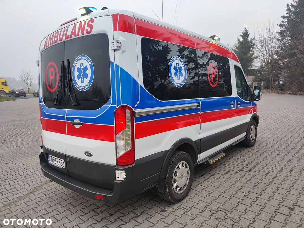 Ford Transit Karetka Ambulans - 3