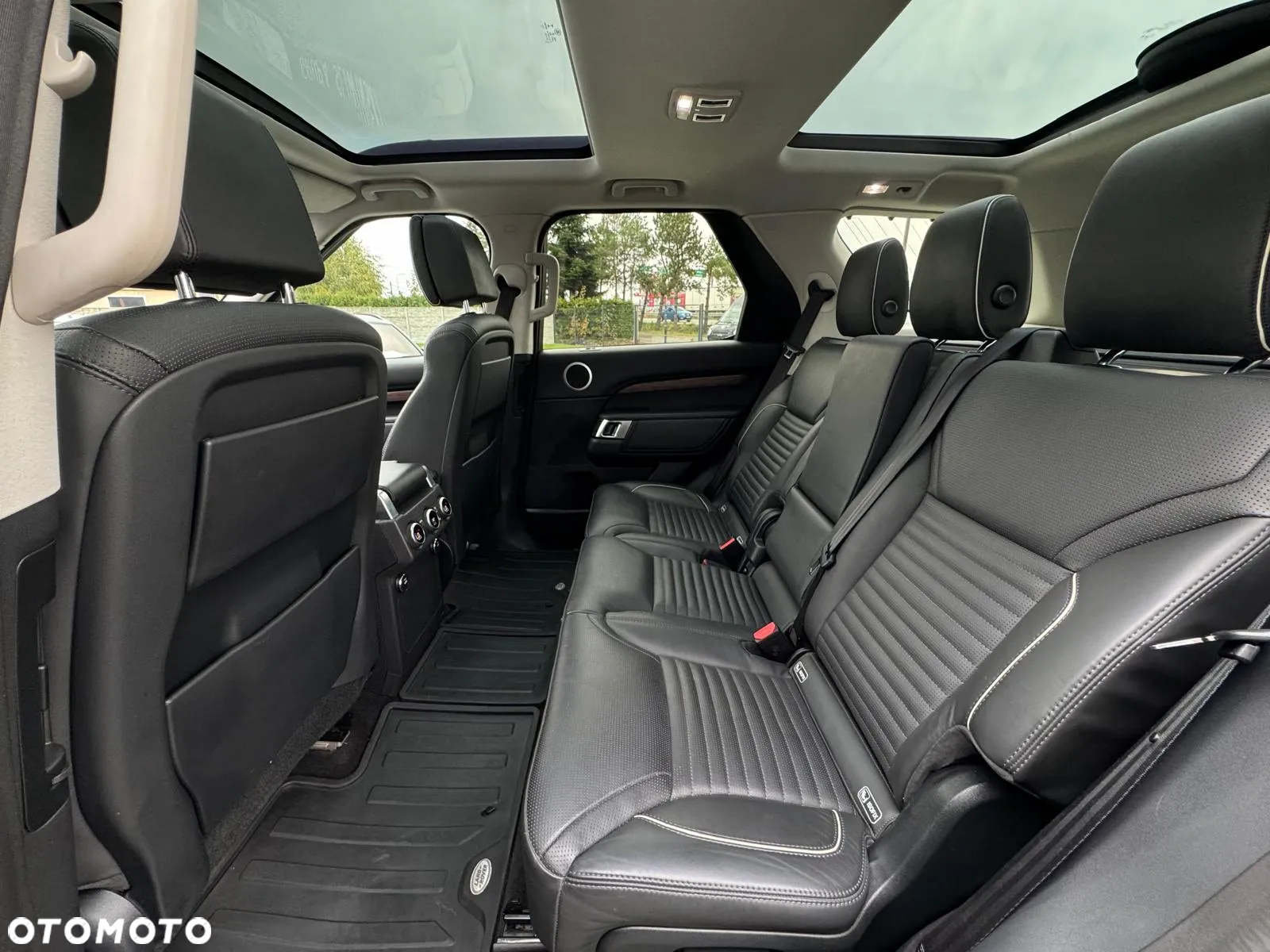Land Rover Discovery V 2.0 TD4 HSE Luxury - 22