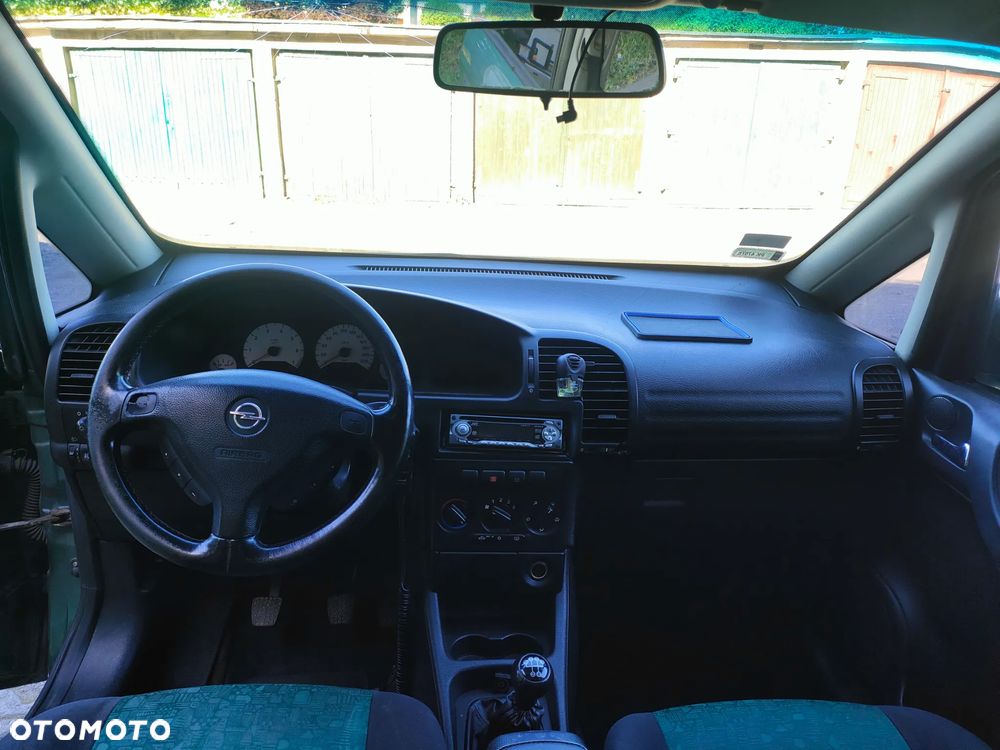 Opel Zafira 1.8 16V Elegance - 3