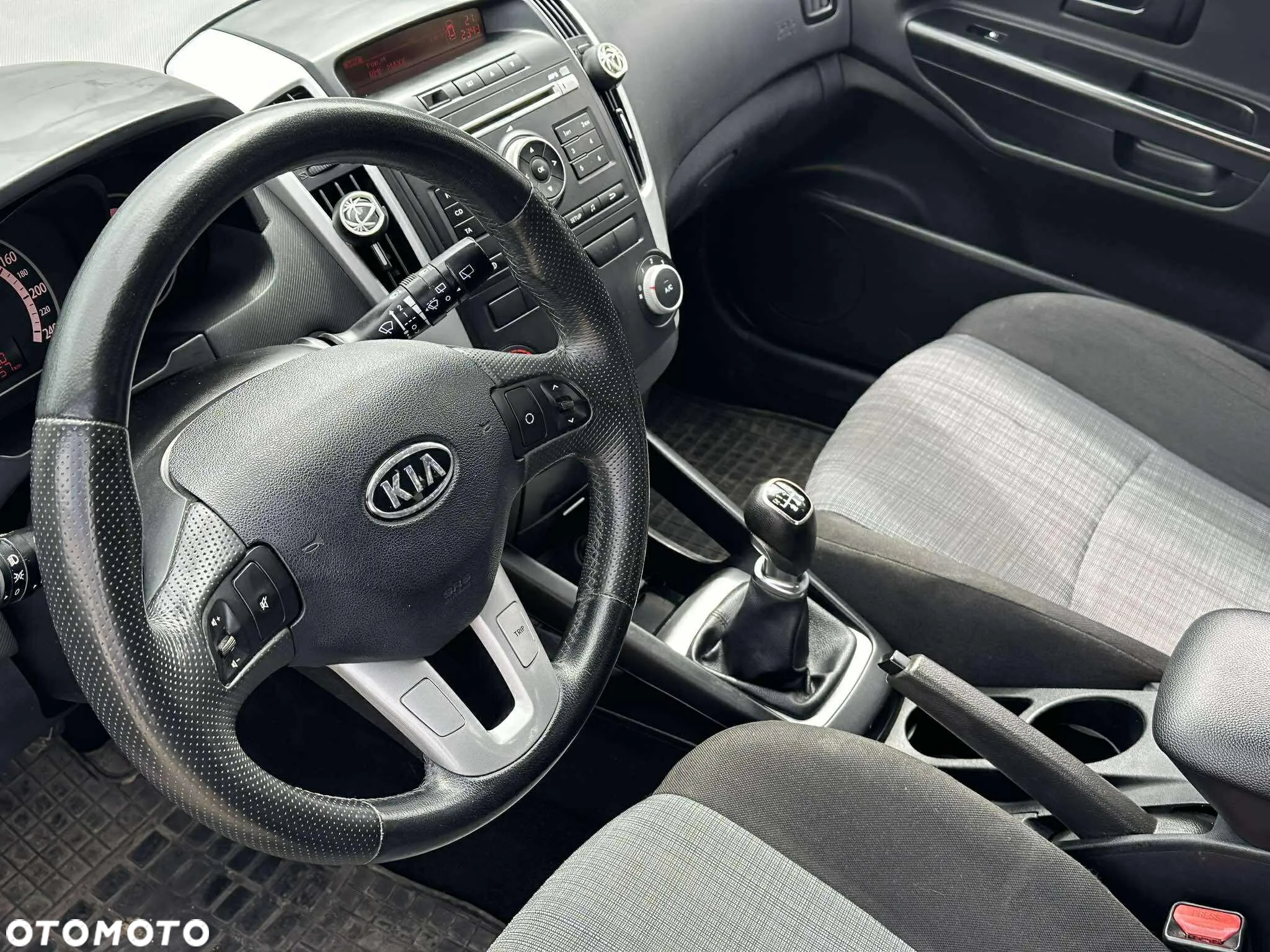 Kia Ceed - 2