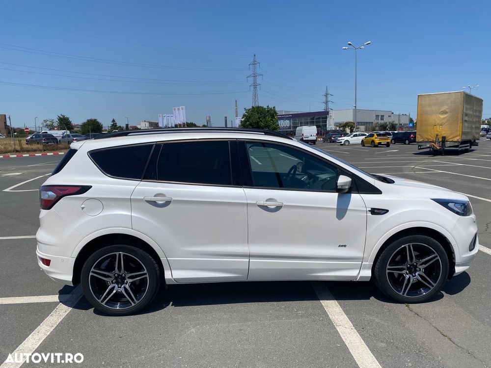 Ford Kuga 2.0 TDCi 4WD Powershift ST-Line - 2