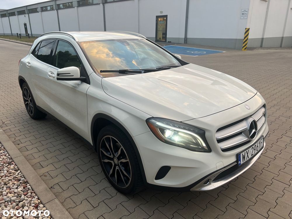 Mercedes-Benz GLA 250 4-Matic - 28