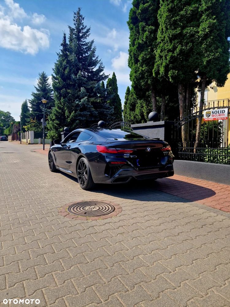 BMW Seria 8 - 11