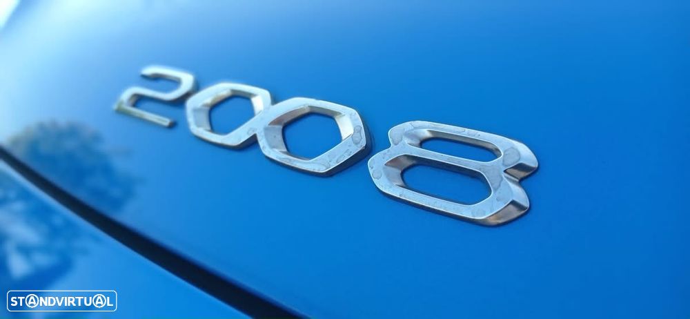 Peugeot e-2008 50 kWh GT Line - 8