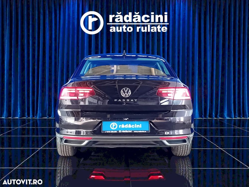 Volkswagen Passat - 8