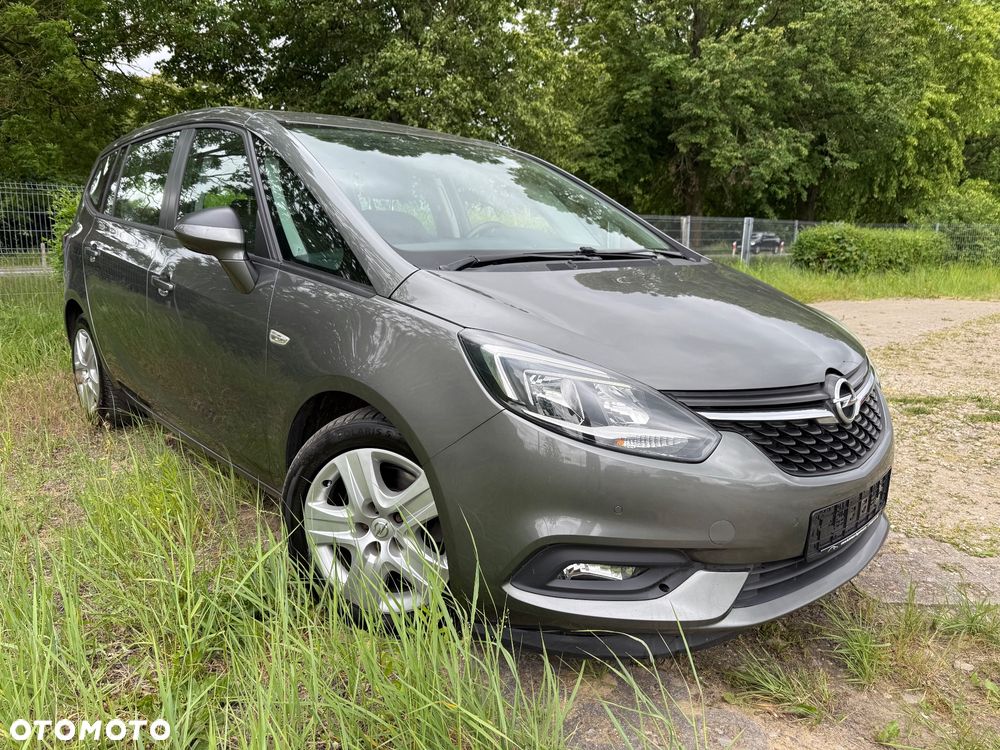 Opel Zafira 2.0 D (CDTI) Automatik Edition - 2