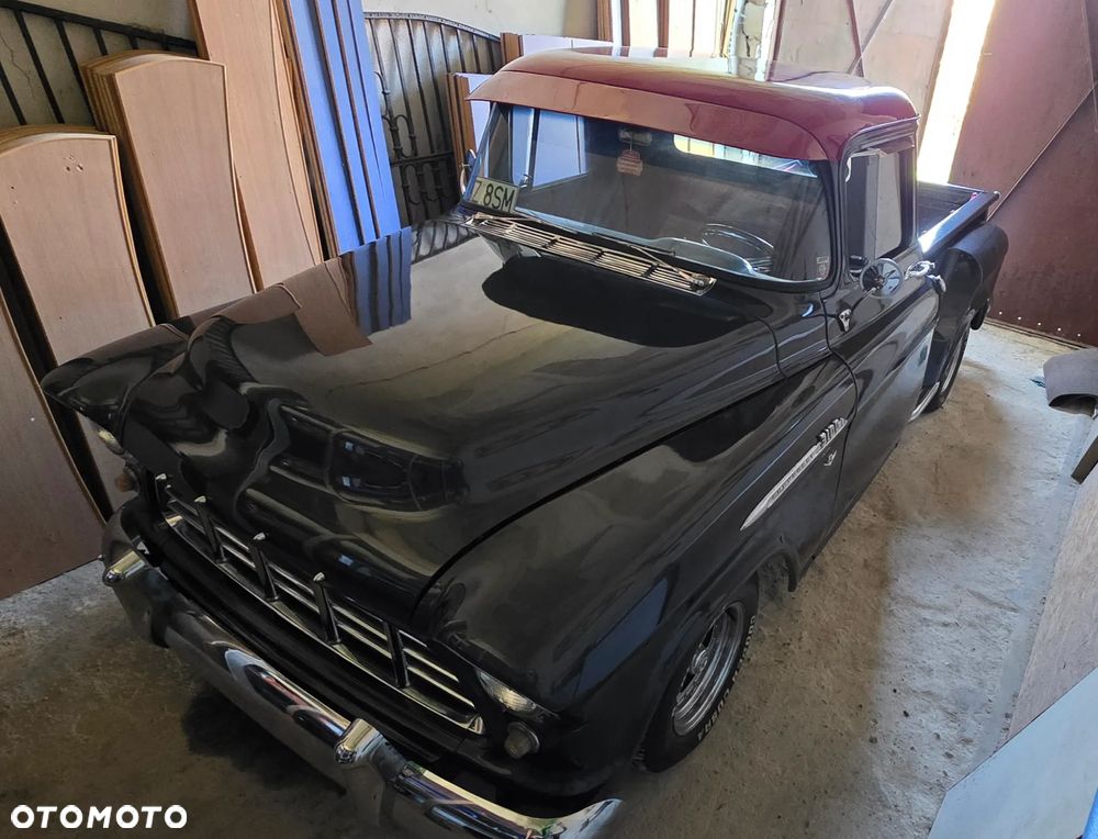 Chevrolet Apache - 39