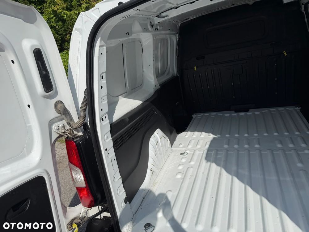 Citroën BERLINGO - 31