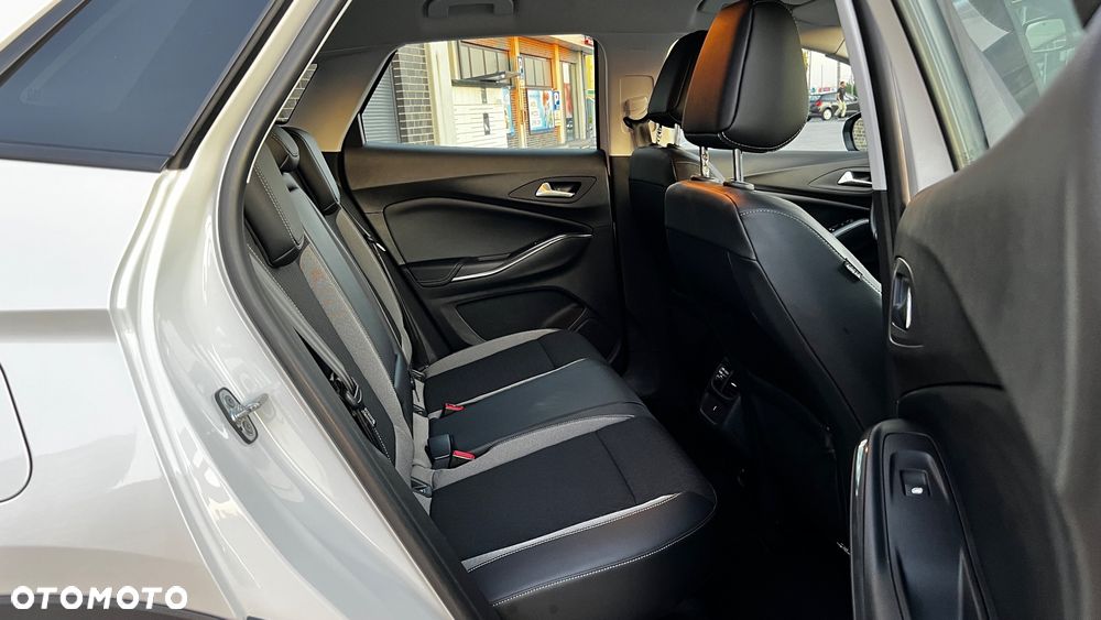 Opel Grandland X 1.6 Start/Stop Automatik INNOVATION - 31
