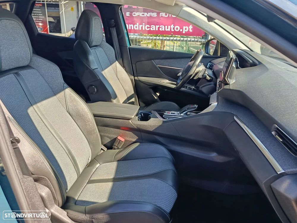 Peugeot 3008 1.6 Hybrid Allure Pack e-EAT8 - 12