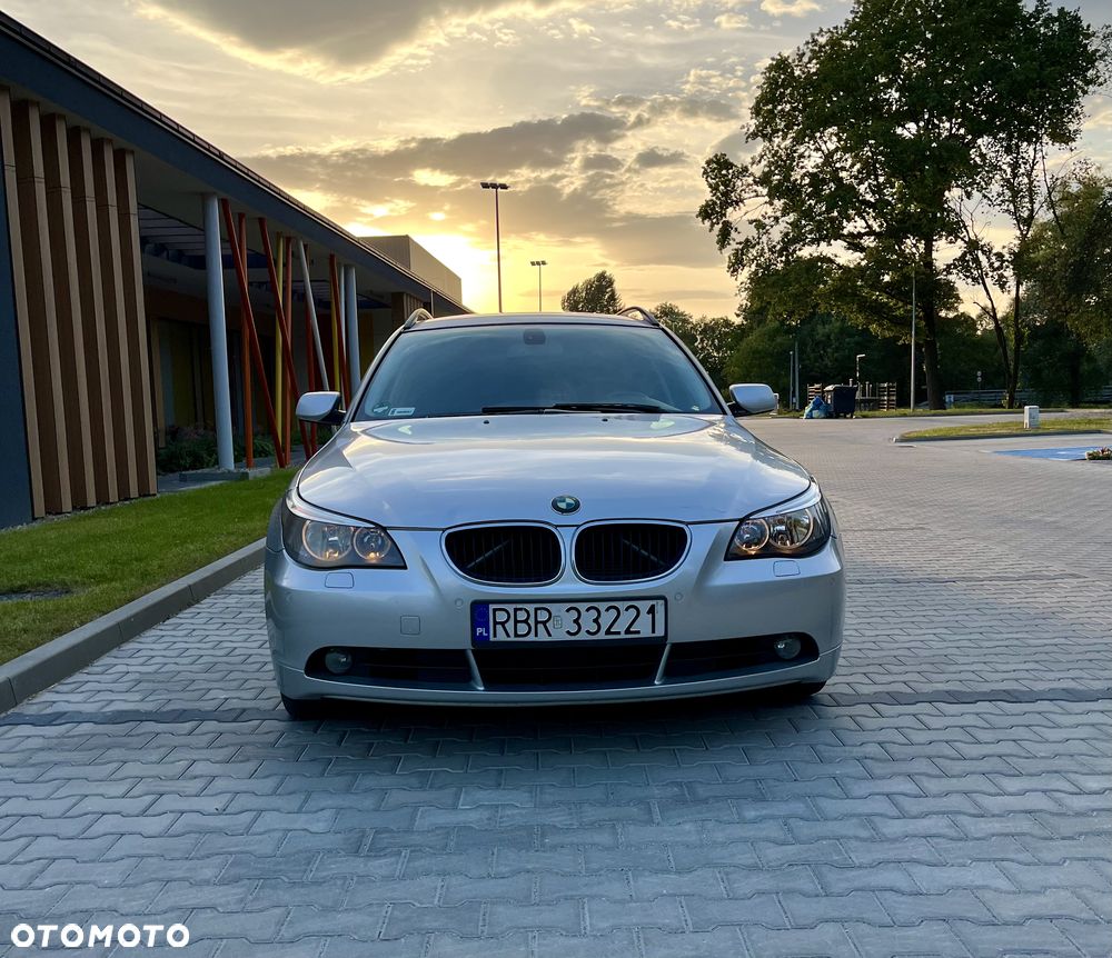 BMW Seria 5 525d - 10