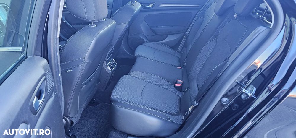 Renault Megane Blue dCi 116 Intens - 11