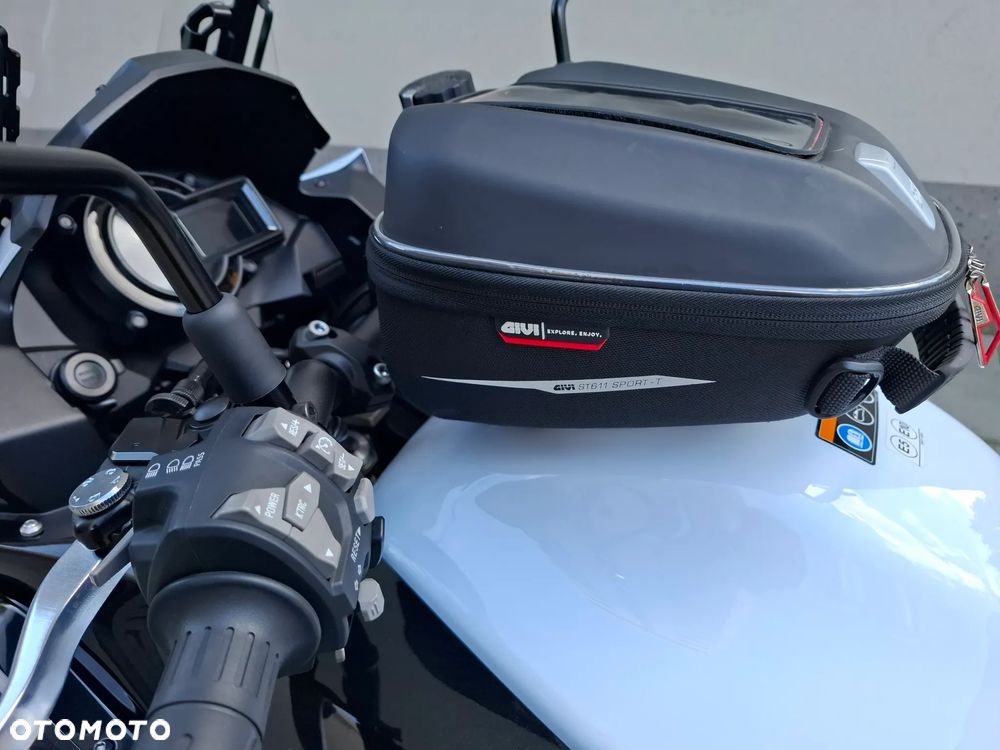 Kawasaki Versys 1000 - 25
