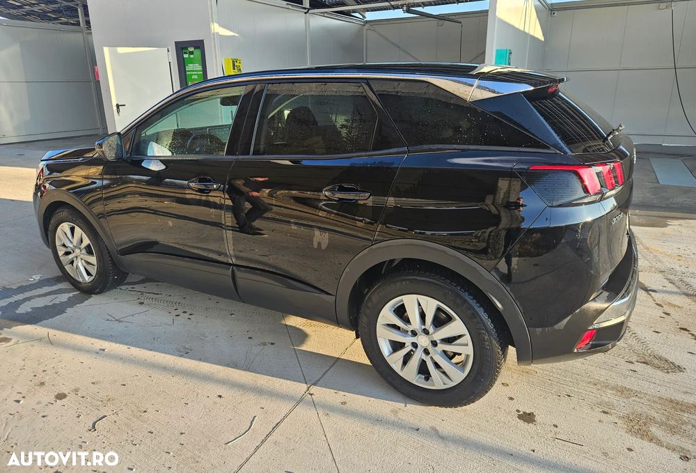 Peugeot 3008 PureTech 130 Stop & Start GPF EAT8 Allure - 5