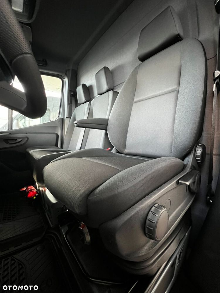 Mercedes-Benz Sprinter 519 CDI OM654 - 12