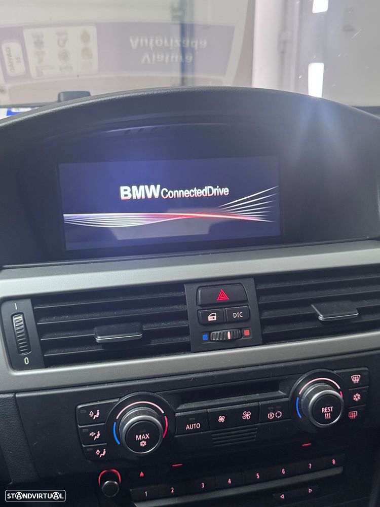 BMW 320 d Dynamic - 21