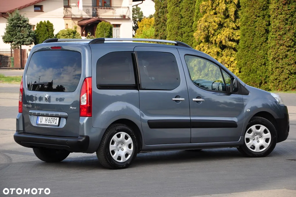 Peugeot Partner Tepee 90 Family - 16
