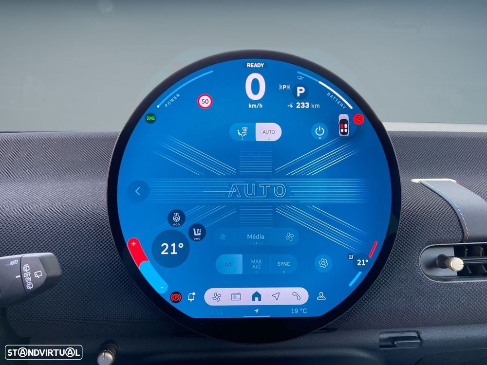 MINI 3 Portas Cooper SE Classic M - 12