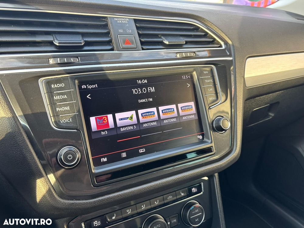 Volkswagen Tiguan 2.0 TDI SCR 4MOTION BlueMotion Technology Comfortline - 18