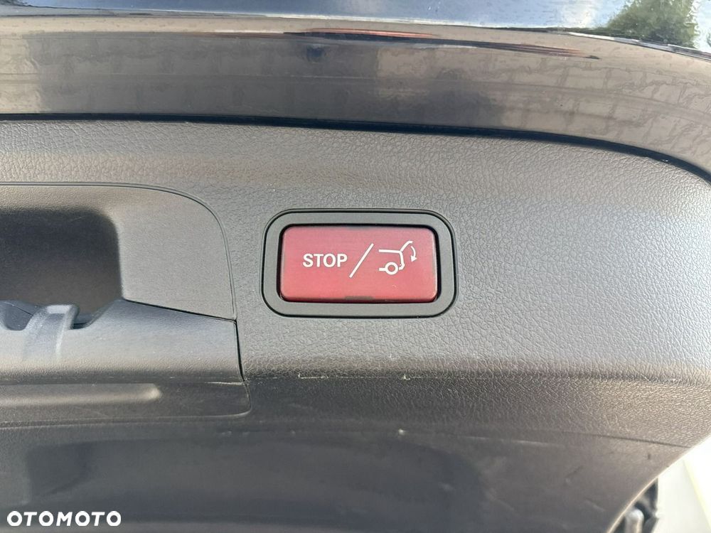 Mercedes-Benz GLE 300 d 4Matic 9G-TRONIC AMG Line - 18