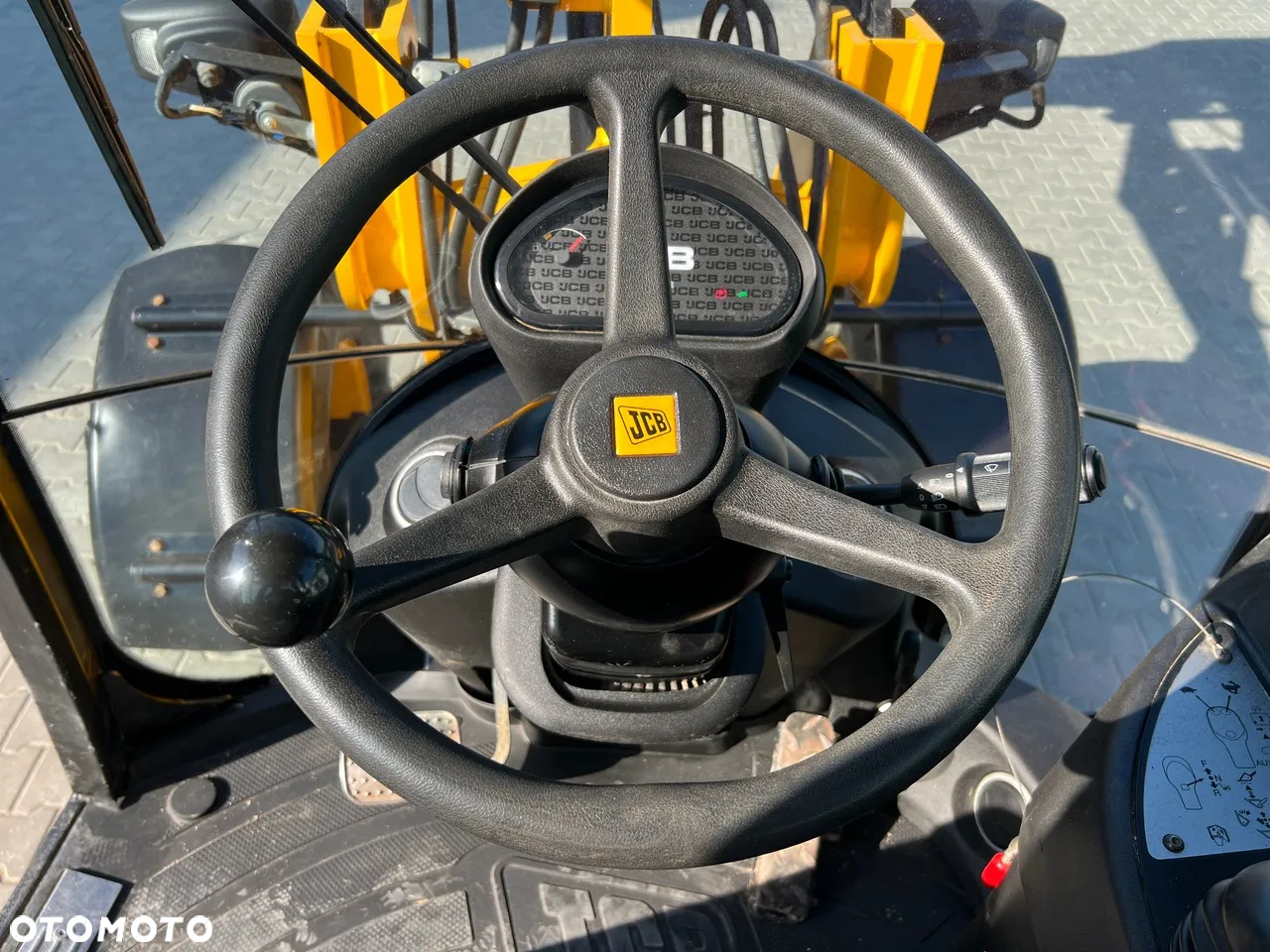 JCB 406 Toolmaster - 9