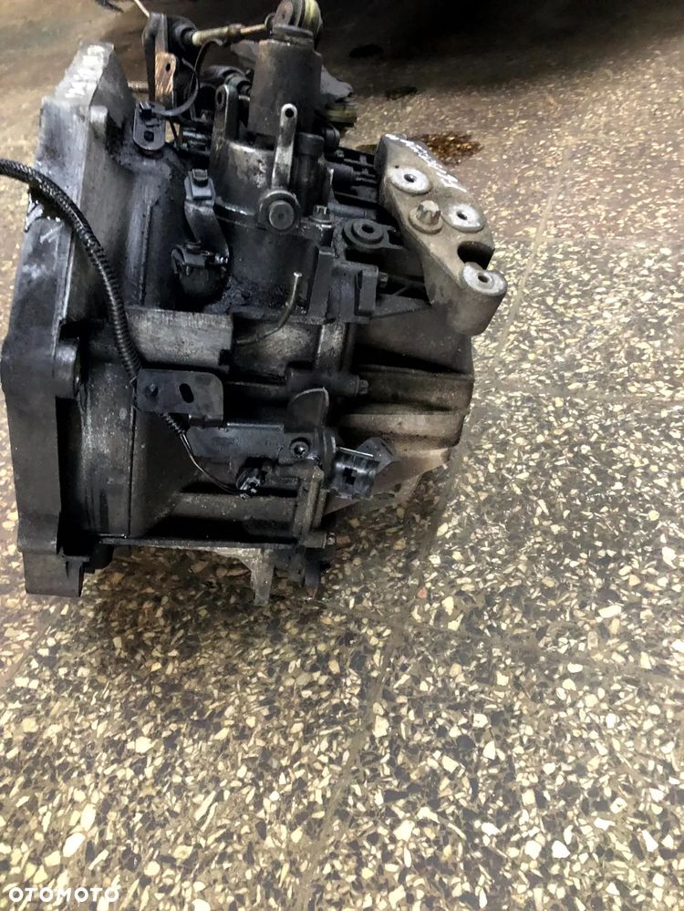 SKRZYNIA BIEGÓW  OPEL ZAFIRA B 1.9 CDTI 120 KM 05-10 55194293 - 4