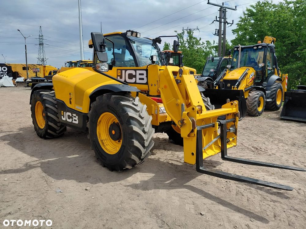 JCB 542-70 Agri Xtra - 7
