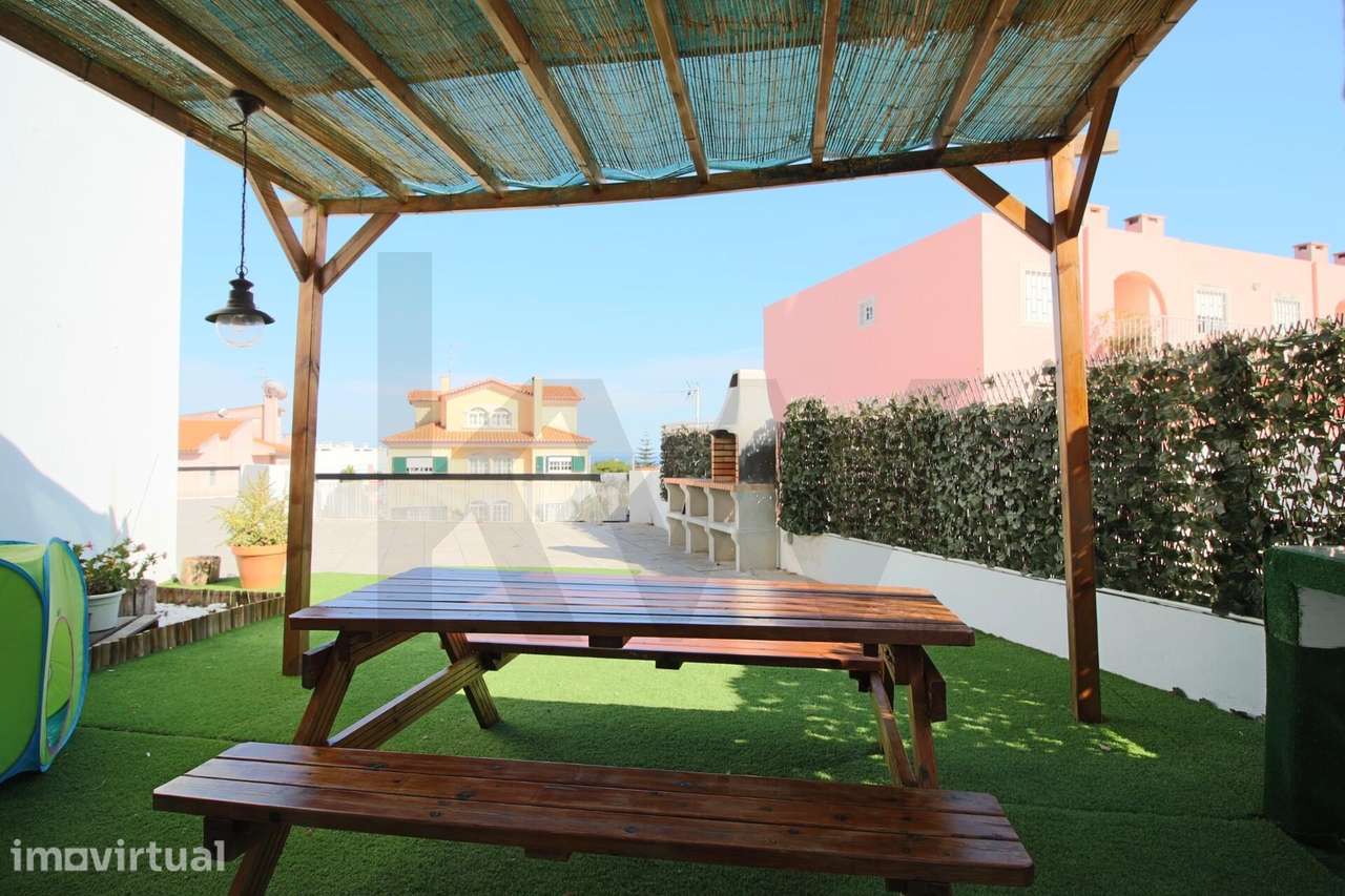 Apartamento de tipologia T3 para arrendamento com terraço privativo - Grande imagem: 5/23