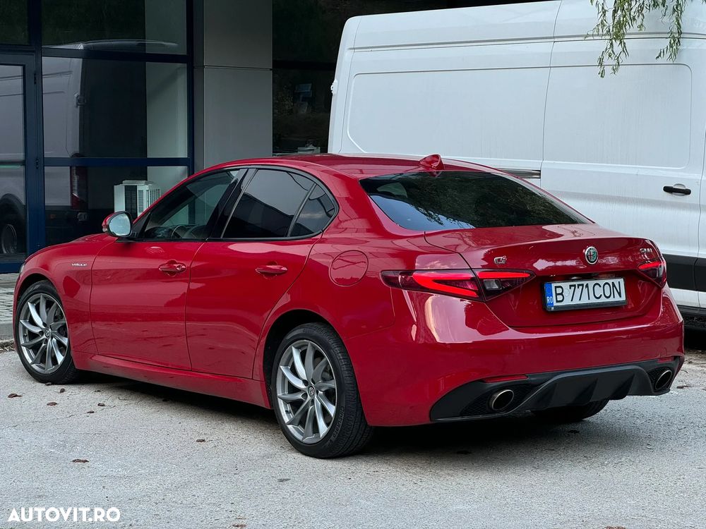 Alfa Romeo Giulia 2.0 Turbo AWD AT8 Veloce - 6