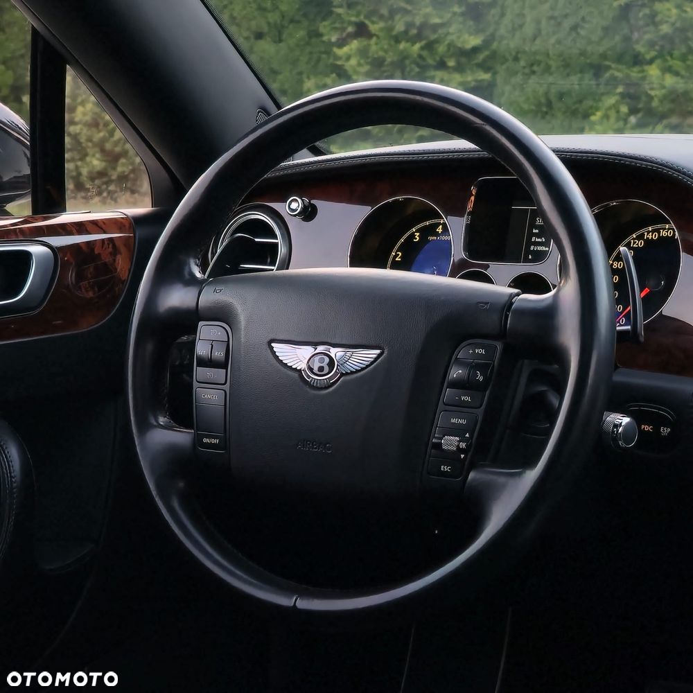 Bentley Flying Spur - 24