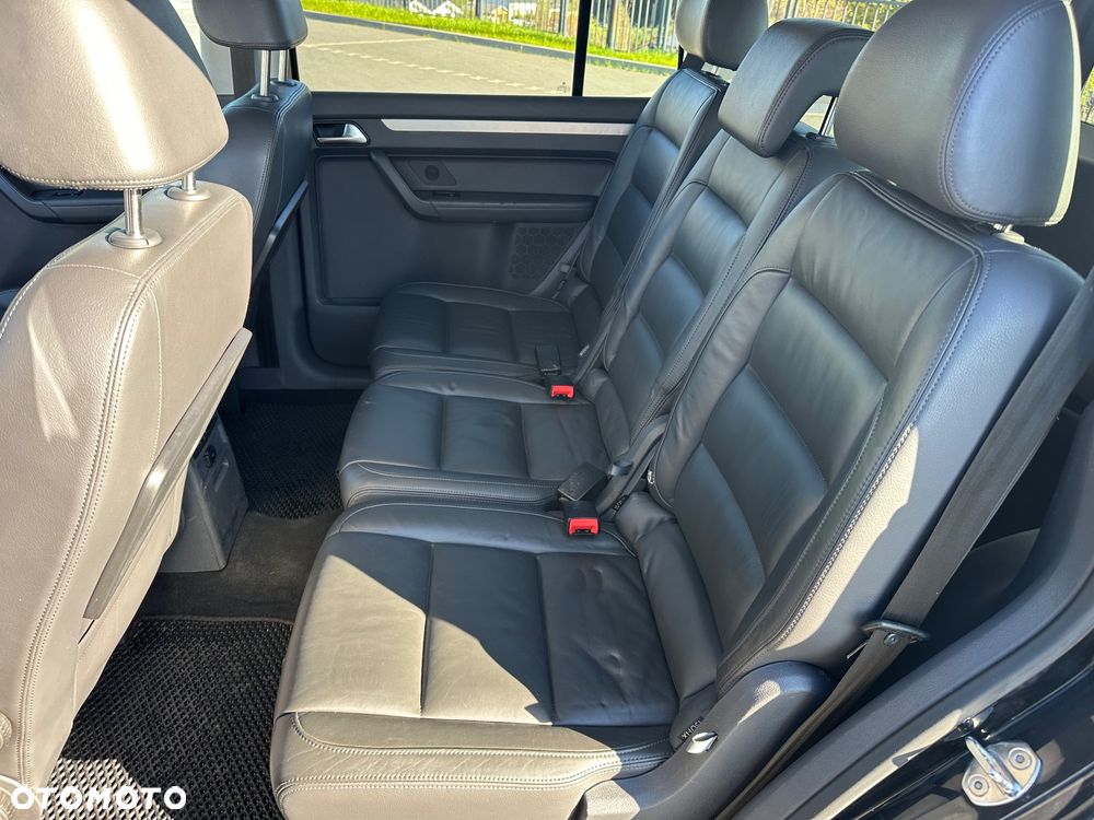 Volkswagen Touran 2.0 TDI DSG R-Line Edition - 12