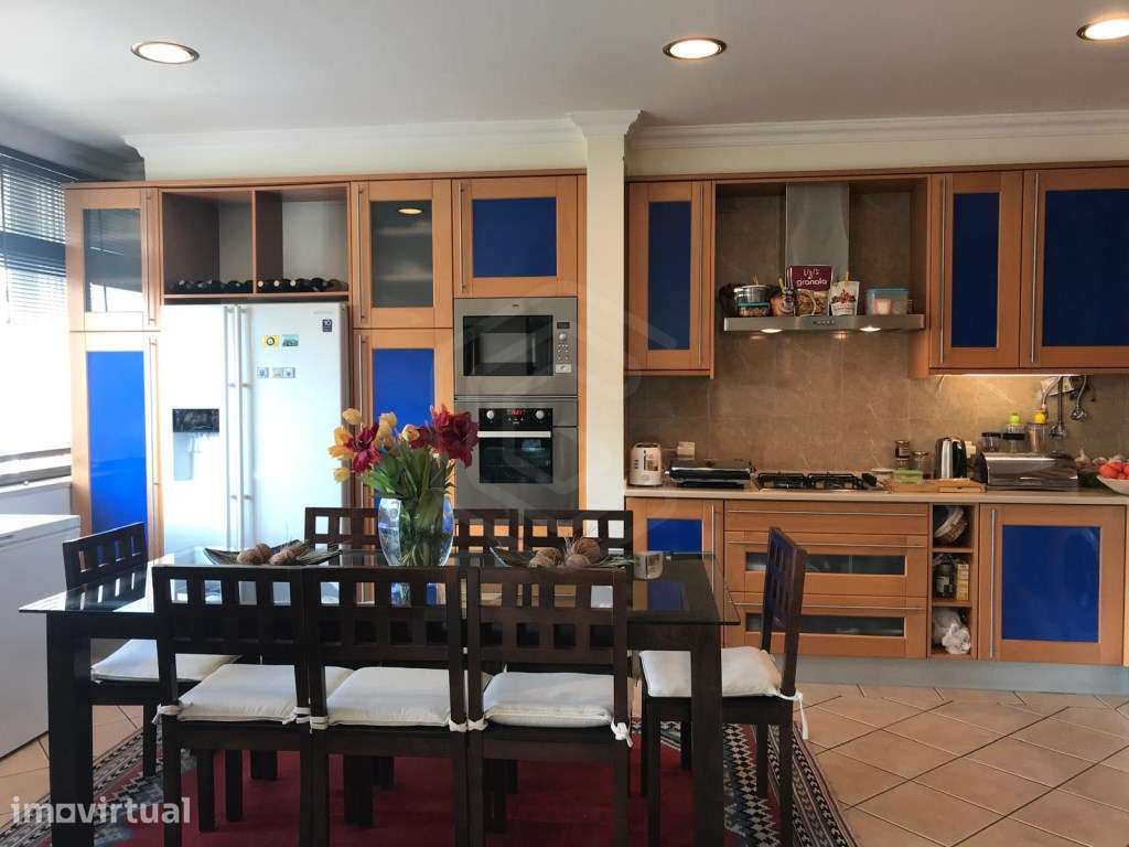 Apartamento T3, triplex com vista para a Marina de Vilamoura, Algarve - Grande imagem: 4/8