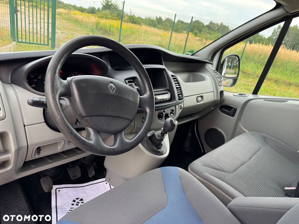 Renault Trafic - 8