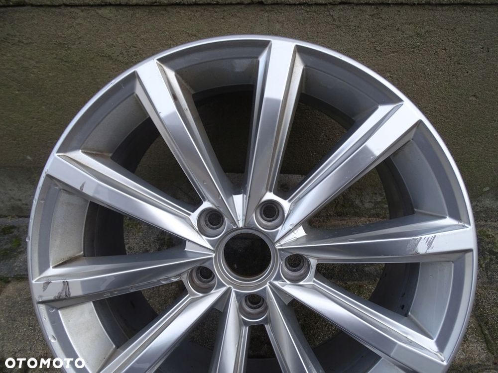vw passat b8 3g0 - felga 7jx17h2 et40 5x112 - 2