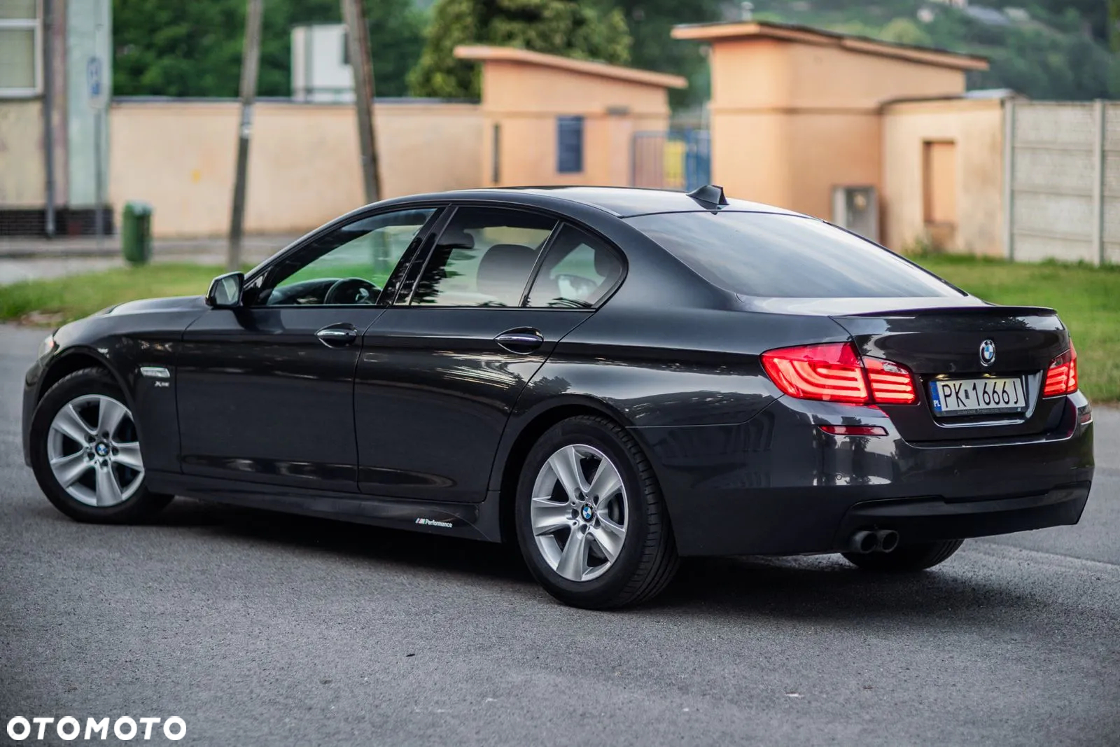 BMW Seria 5 528i xDrive - 3