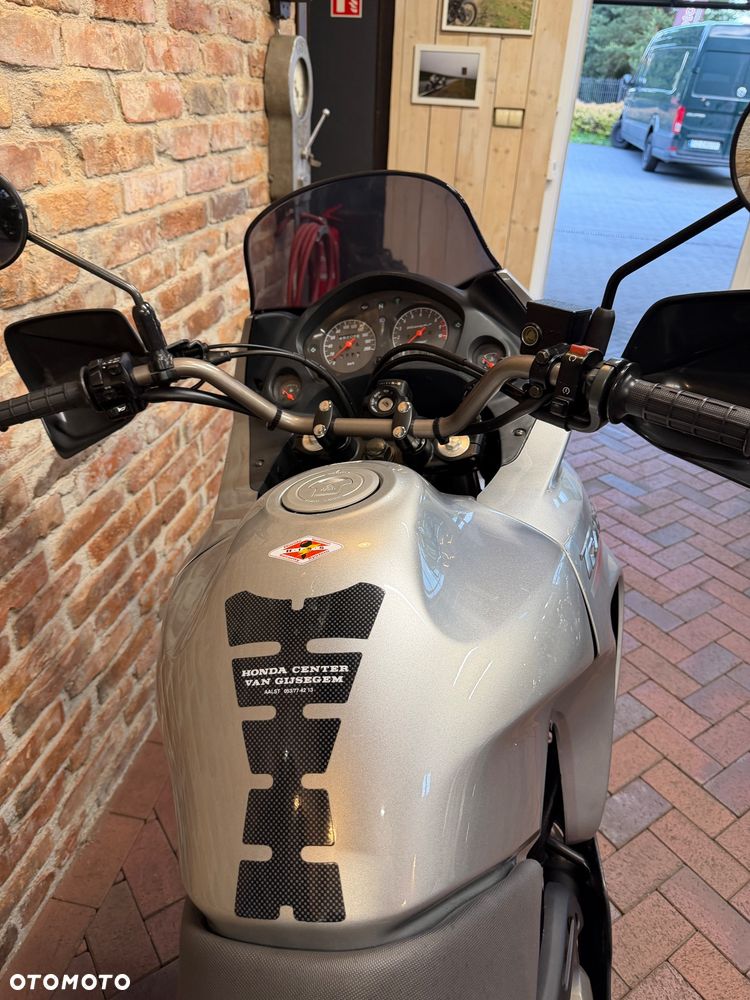 Honda Transalp - 20