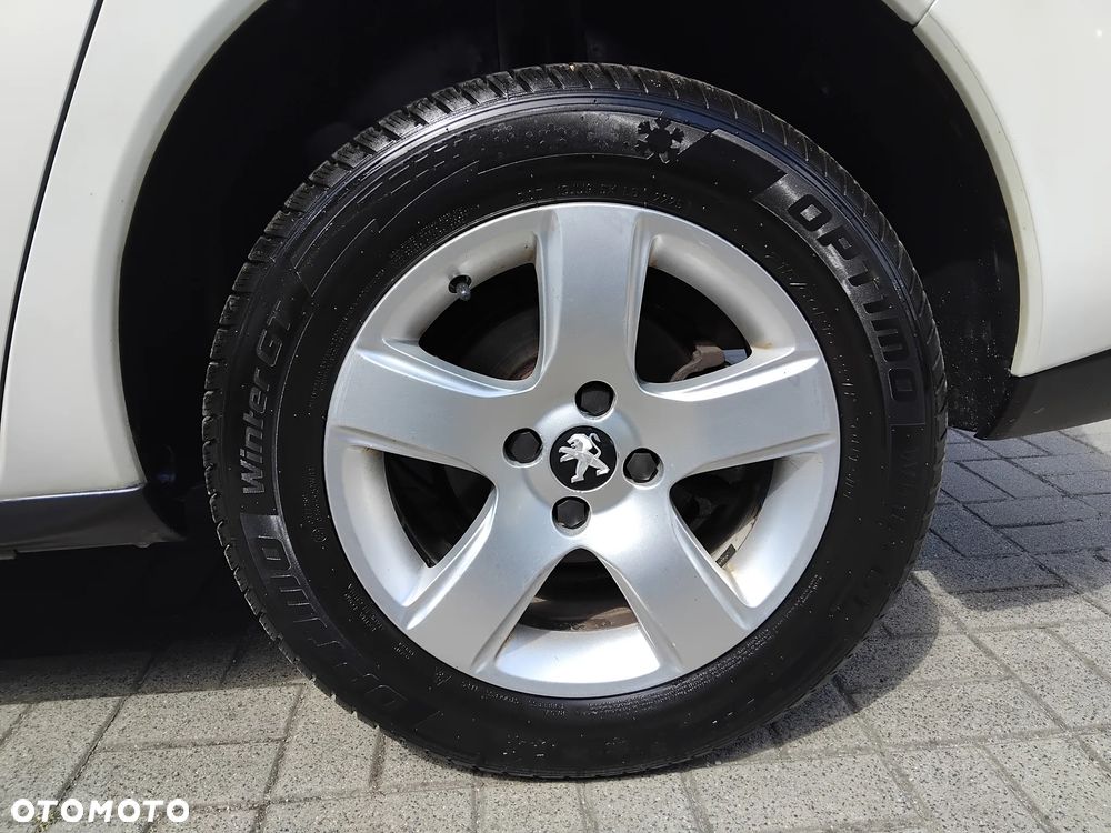 Peugeot 3008 1.6 BlueHDi Allure S&S - 26