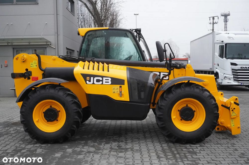 JCB 535-95 / 3,5 t / zasięg 9,5 m / joystick - 3