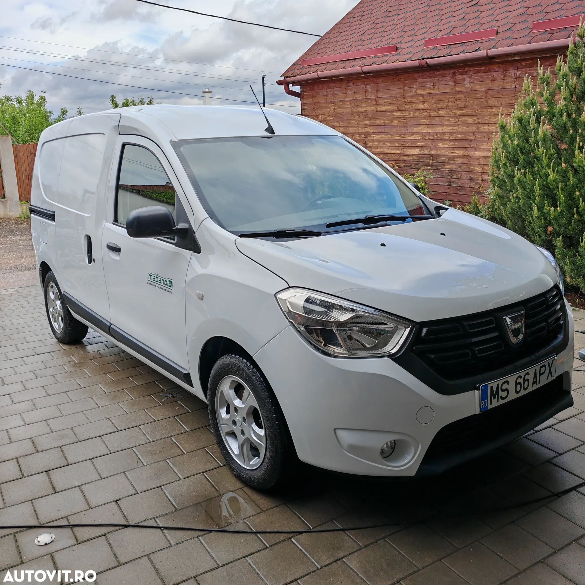Dacia Dokker 1.5 Blue dCi Laureate - 1