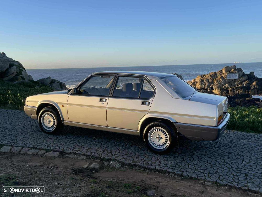 Alfa Romeo 90 2.0 S - 54