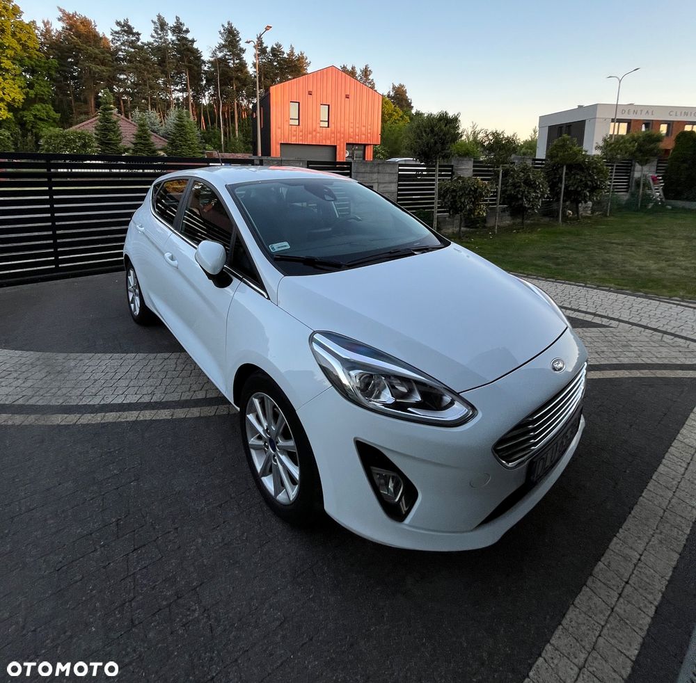 Ford Fiesta - 20