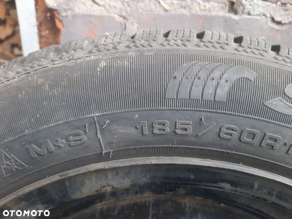4 koła Toyota Yaris zima 185/60 R15 - 2