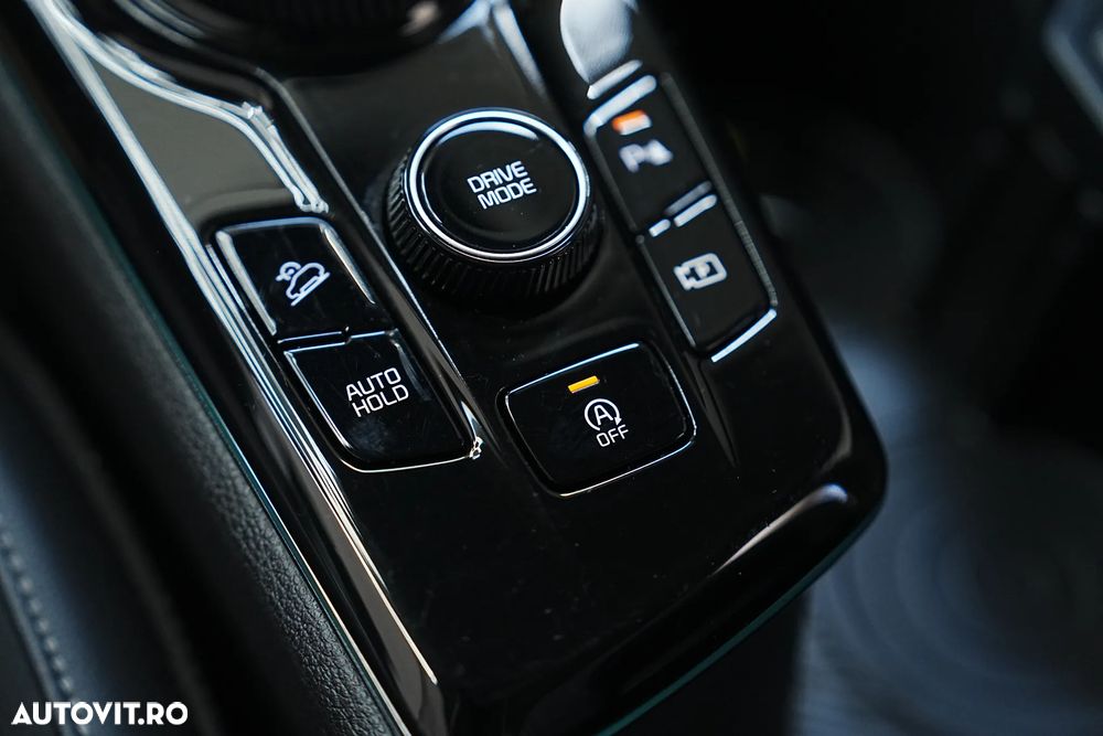 Kia Sportage 1.6 T-GDI HEV 6AT 4x2 Style - 33