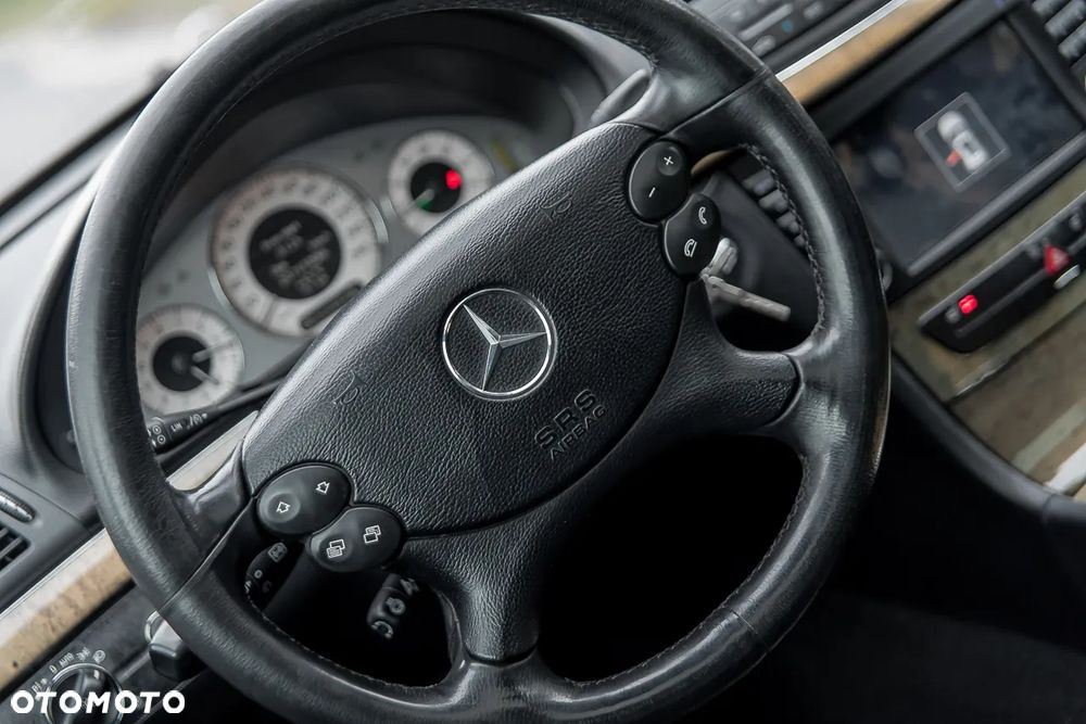 Mercedes-Benz Klasa E 350 4-Matic Avantgarde - 30