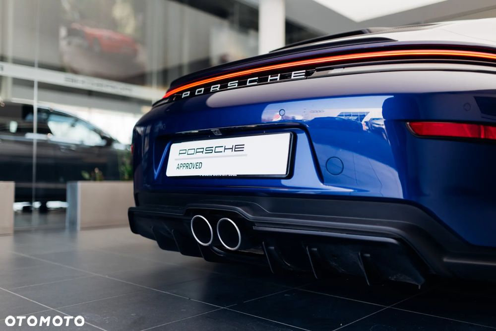 Porsche 911 GT3 Touring PDK - 20