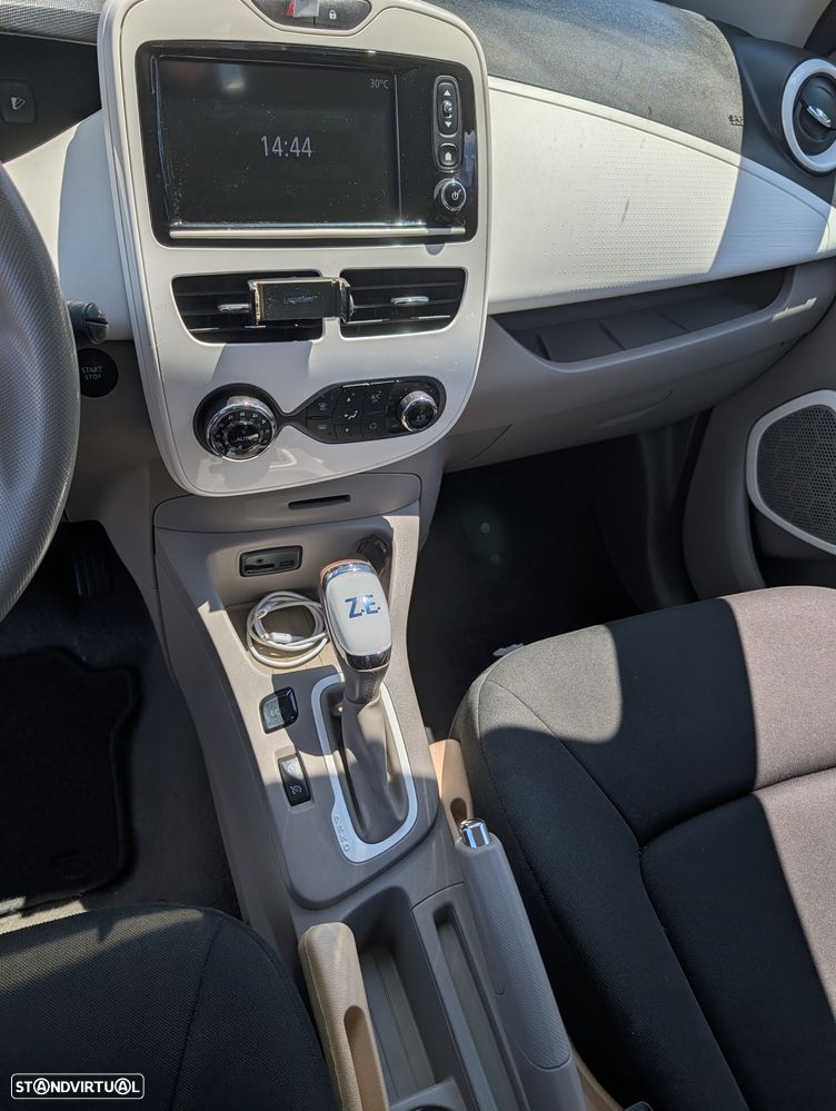 Renault Zoe (c/ Bateria) 41 kwh Intens - 9