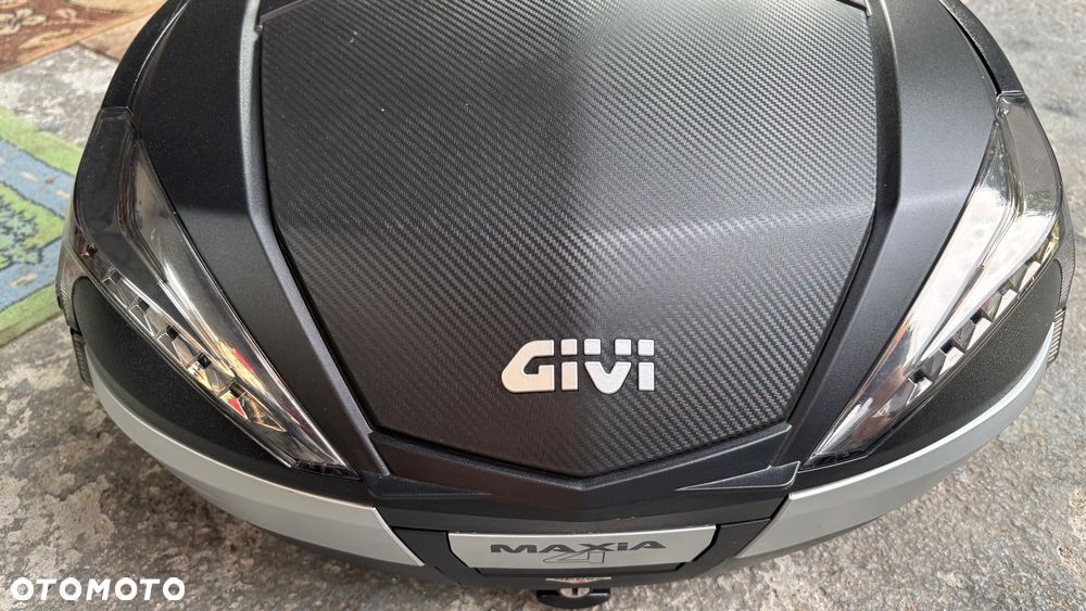 Triumph Speed Triple - 30