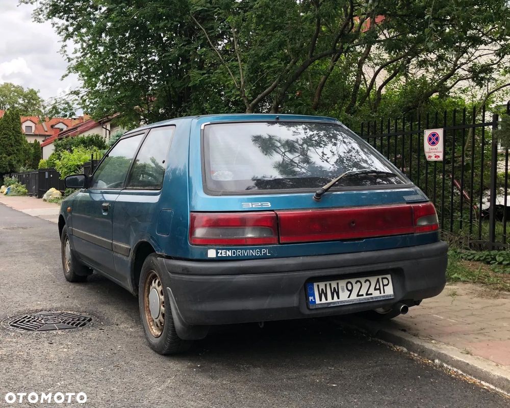 Mazda 323 - 3